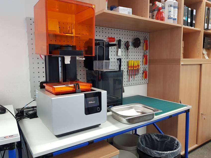 SLA-Drucker "Form 2" des Herstellers "Formlabs"